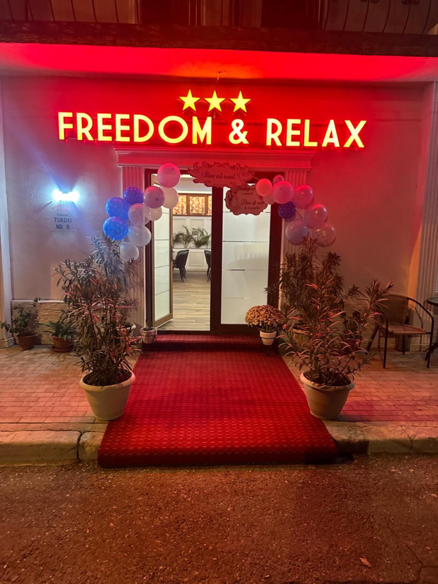 Freedom&Relax Hotel Buzau Exterior photo